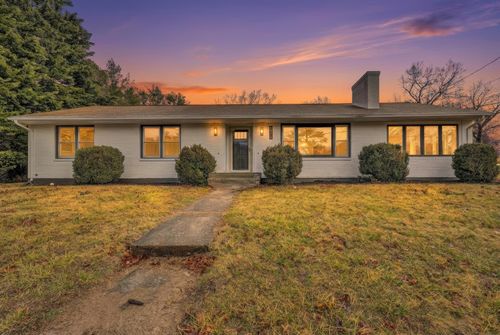 5401 Warwood Dr, Roanoke, VA, 24018-7847 | Card Image