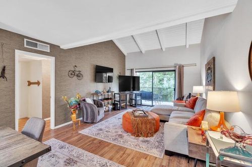 unit-10-2160 S Palm Canyon Dr, Palm Springs, CA, 92264-8958 | Card Image