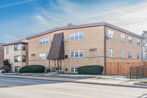 apt-24-8625 Grand Ave, River Grove, IL, 60171-1352 | Card Image