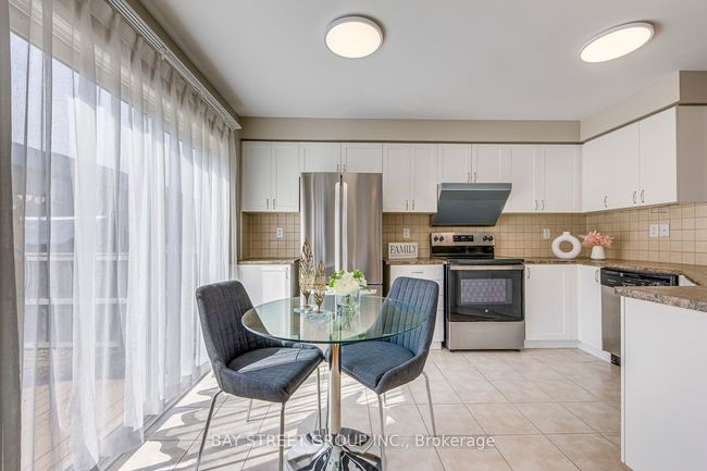 75 Finney Terr, House attached with 3 bedrooms, 3 bathrooms and 1 parking in Milton ON | Image 18