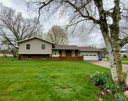 22 Seneca Ave, Fredericktown, OH, 43019-9035 | Card Image
