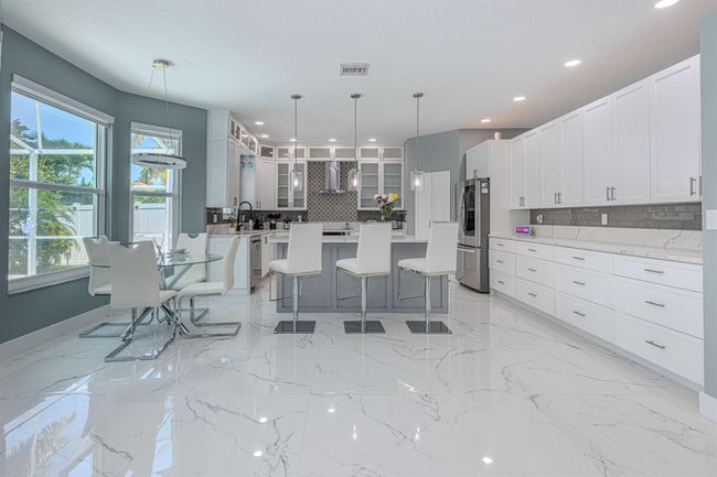 2738 Misty Oaks Circle Royal Circle, House other with 4 bedrooms, 3 bathrooms and null parking in Royal Palm Beach FL | Image 14