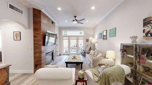 ste-1d-543 E 2nd Ave, Durango, CO, 81301-5695 | Card Image