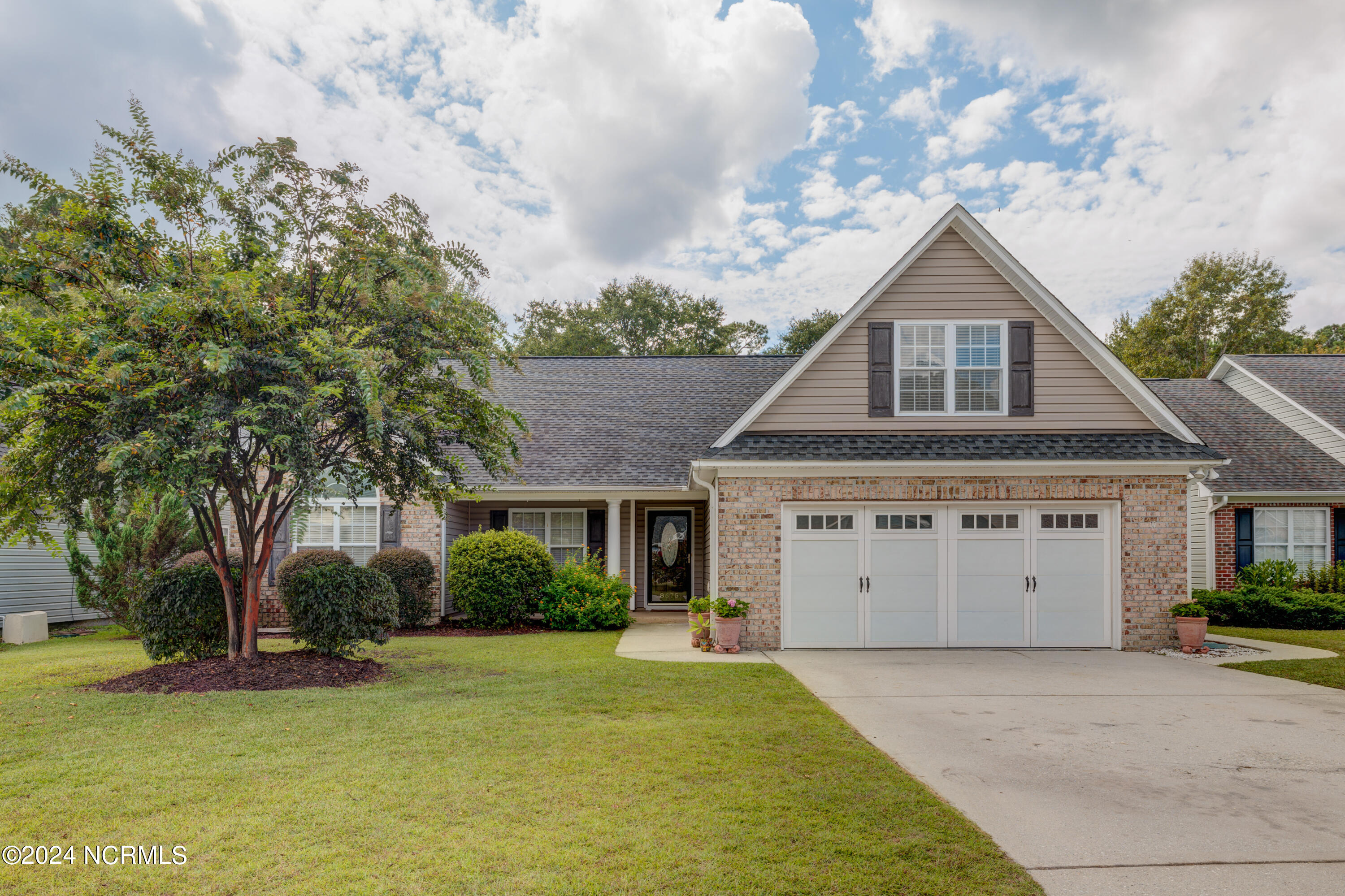 Grayson Park Dr, Wilmington, NC 28411