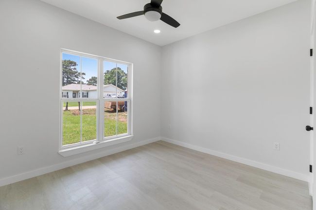 611 Bridgeview Dr, House other with 3 bedrooms, 2 bathrooms and 2 parking in Onalaska TX | Image 26