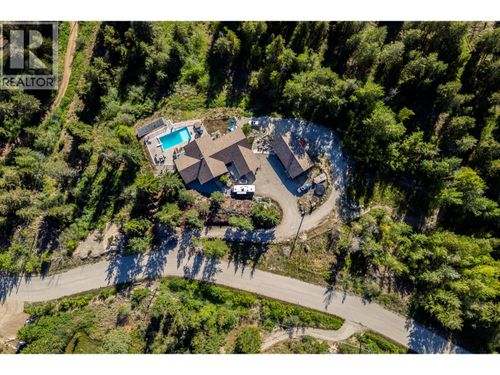 6720 Langley Crt, Kelowna, BC, V1P1A4 | Card Image