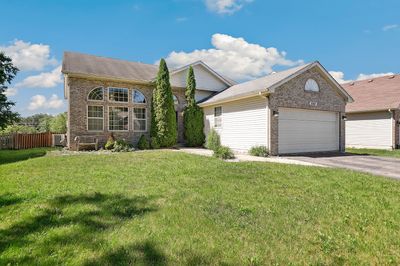 2916 Indian Springs Court, House other with 3 bedrooms, 2 bathrooms and 2 parking in Joliet IL | Image 2