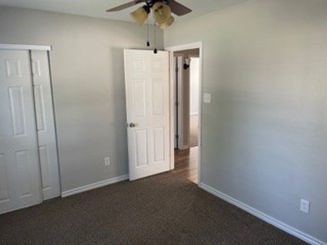 5312 Queens Ct, House other with 3 bedrooms, 2 bathrooms and null parking in Lake Dallas TX | Image 8