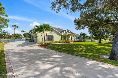 5150 Mallard Lakes Ct, Merritt Island, FL, 32953-7701 | Card Image