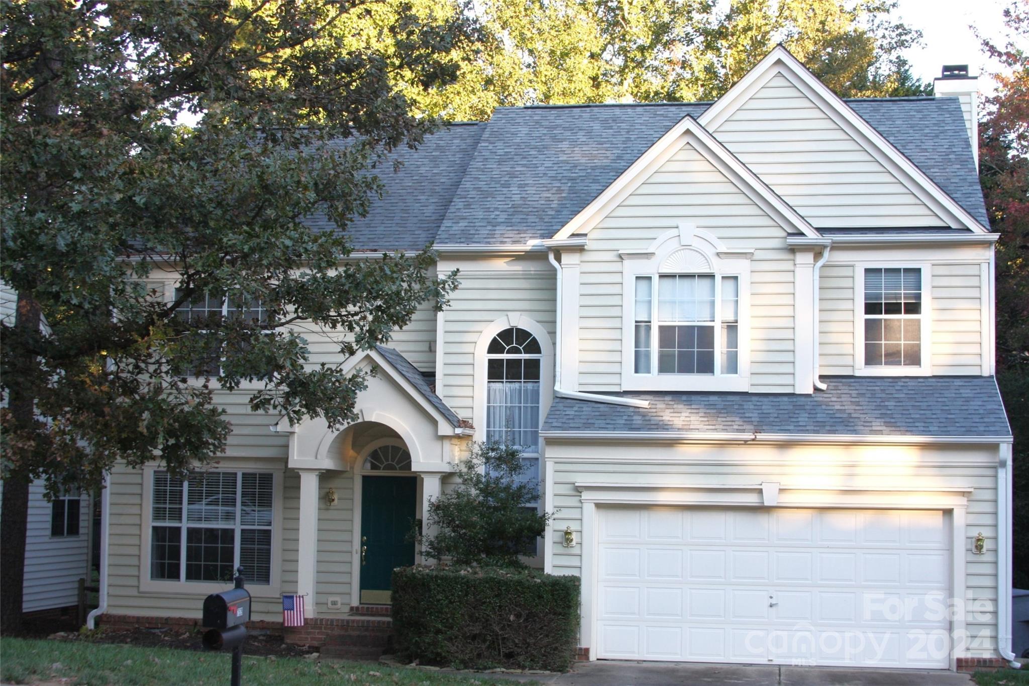 Lady Bank Dr, Charlotte, NC 28269