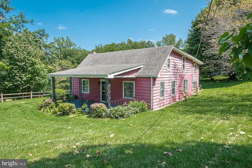 115 Chester Gap Rd, Chester Gap, VA, 22623-2007 | Card Image