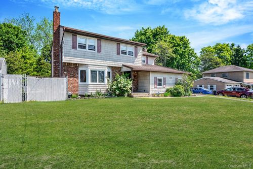 1335 August Rd, Babylon, NY, 11703-1908 | Card Image