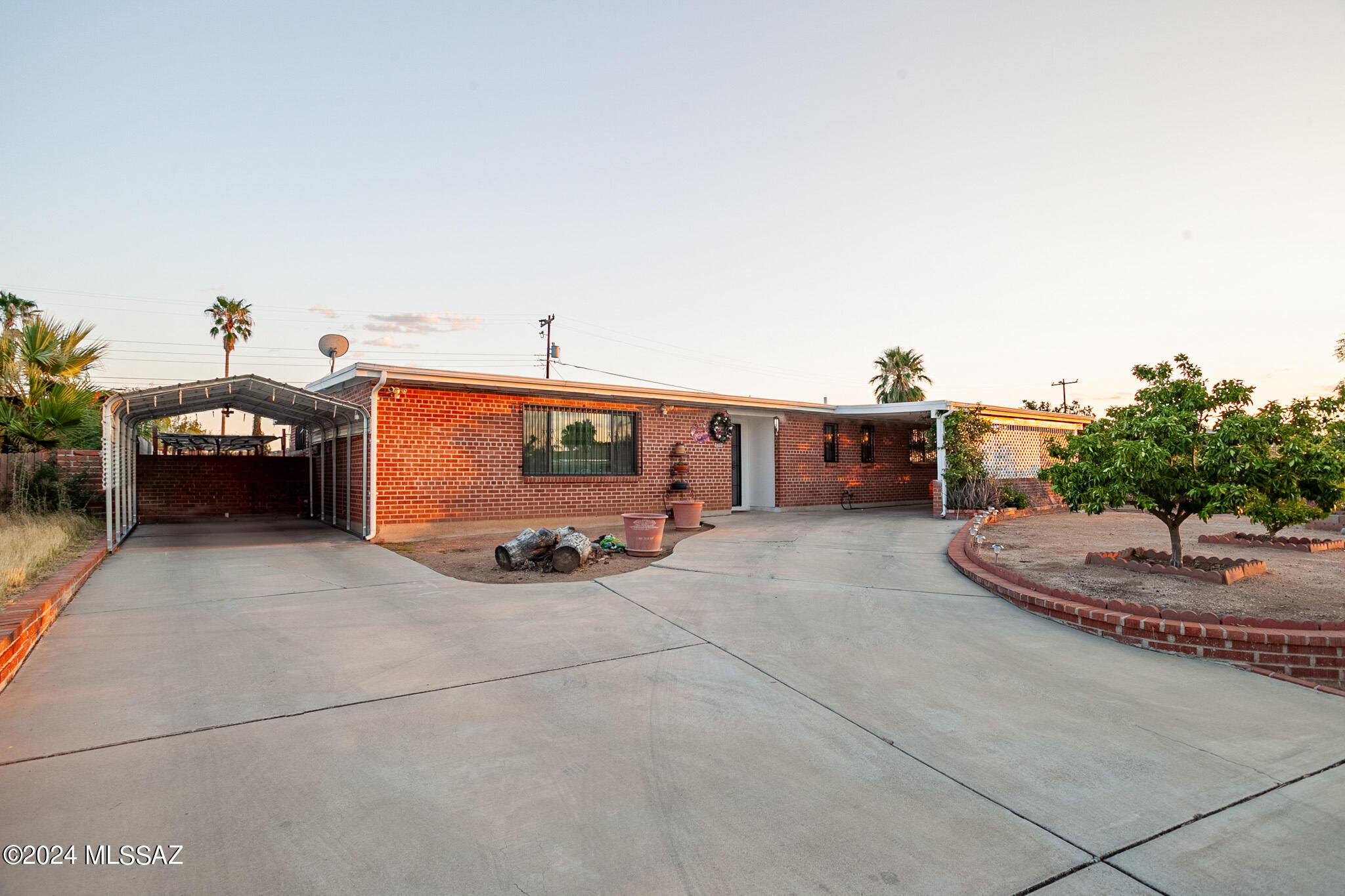 Calle Betelgeux , Tucson, AZ 85710