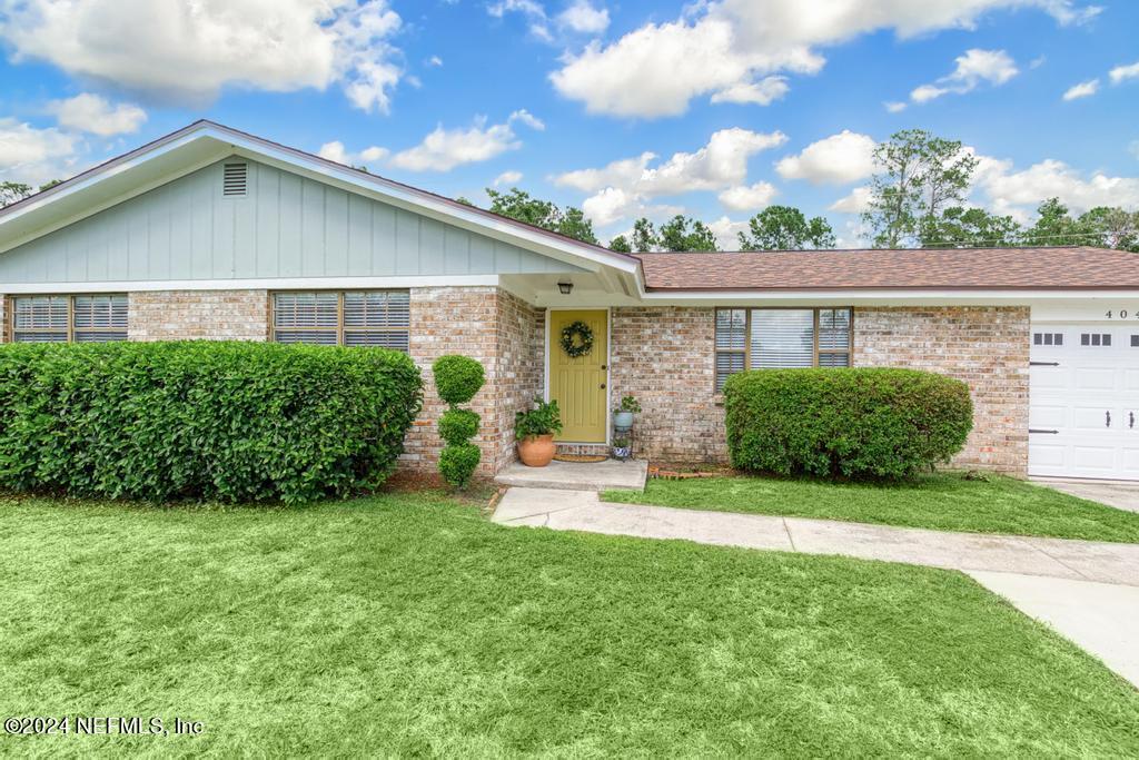 Lazy Hollow Ln, Jacksonville, FL 32257
