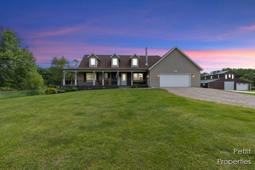 9079 Bell Rd, Clarksville, MI, 48815-9765 | Card Image