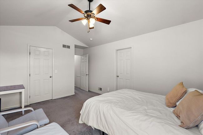 45105 Horseshoe Cir, Condo with 2 bedrooms, 3 bathrooms and null parking in Canton MI | Image 22