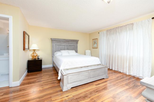 APT-408 - 7770 Tahiti Ln, Condo with 2 bedrooms, 2 bathrooms and null parking in Lake Worth FL | Image 5