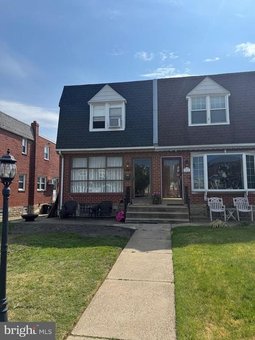 1018 Loney St, PHILADELPHIA, PA, 19111-2625 | Card Image