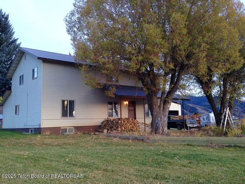 91008 Us Highway 89, Grover, WY, 83122-8802 | Card Image
