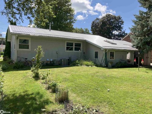 608 Sherman St, Sheffield, IA, 50475-7770 | Card Image