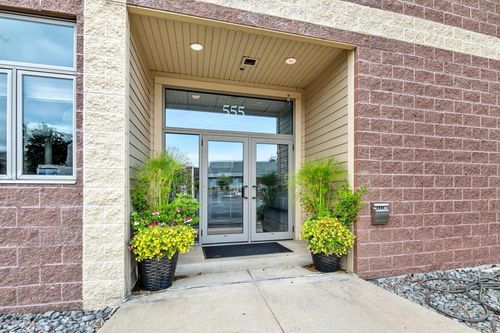 113-555 Main Avenue, DE PERE, WI, 54115 | Card Image