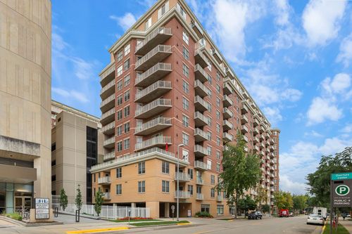 3040-333 W Mifflin Street, Madison, WI, 53703 | Card Image