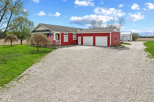 610 S Franklin Rd, Greenwood, IN, 46143-9716 | Card Image