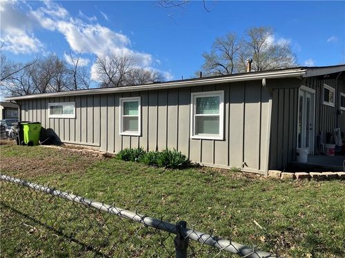 709 Mulberry St, Belton, MO, 64012-3029 | Card Image
