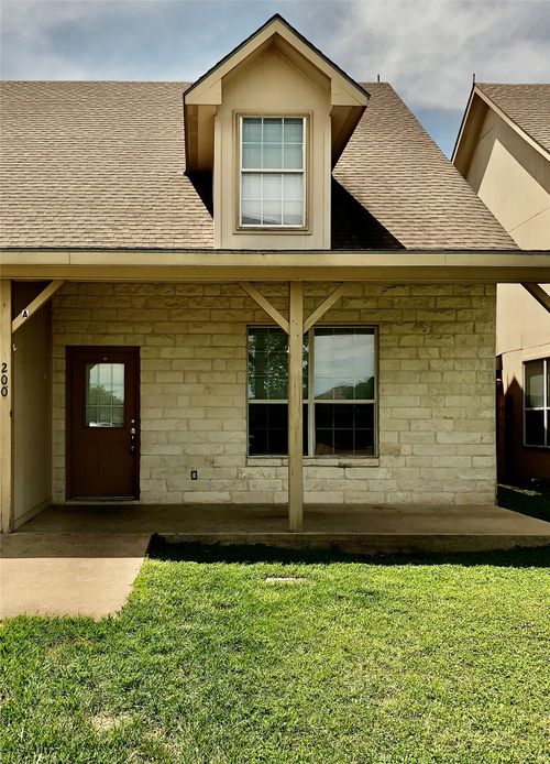 a-220 Sandstone Dr, Jarrell, TX, 76537-1362 | Card Image