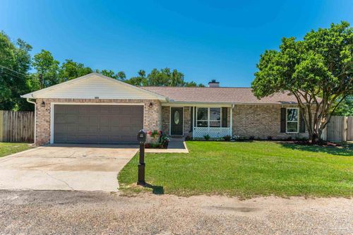6844 Community Dr, Pensacola, FL, 32526-4024 | Card Image