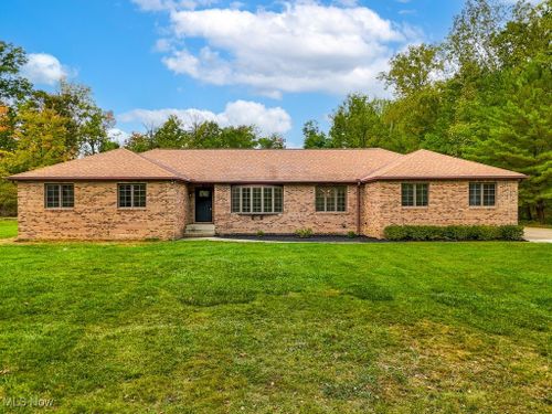 3808 Maplecrest Rd, Woodmere, OH, 44122-4416 | Card Image