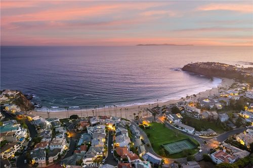 70 Emerald Bay, Laguna Beach, CA, 92651-1266 | Card Image