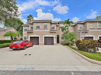 754 Nw 132nd Ave, Townhouse with 3 bedrooms, 2 bathrooms and null parking in Plantation FL | Image 2