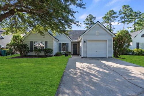 13 Spruce Dr, Bluffton, SC, 29910-7902 | Card Image