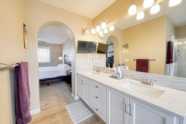 149 Bow Ridge Cres, House detached with 3 bedrooms, 3 bathrooms and 4 parking in Cochrane AB | Image 34