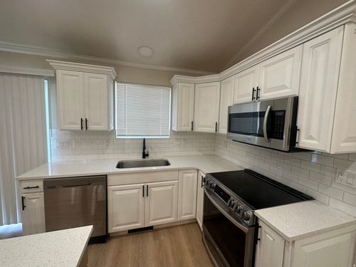 898 W 1025 N, Clinton, UT, 84015-8882 | Card Image