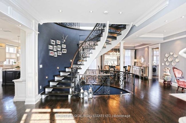 2 Highland Hill, House other with 6 bedrooms, 5 bathrooms and 4 parking in North York ON | Image 5