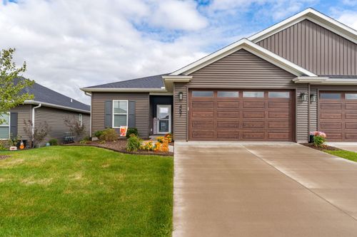 na-457 N 3rd Avenue, Eldridge, IA, 52748 | Card Image