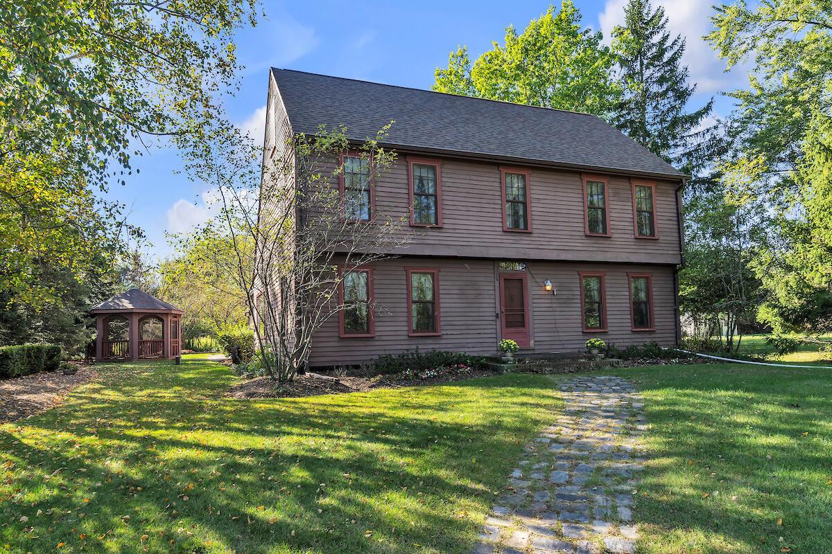 Ranch Rd, Mequon, WI 53092