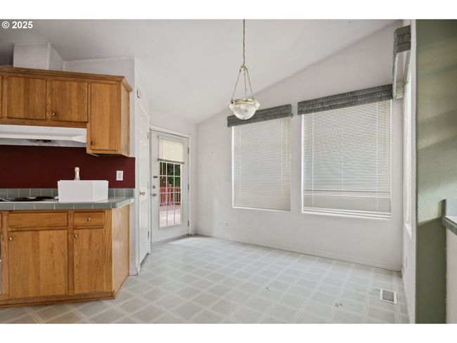 25482 E Cedar Glen Loop, House other with 3 bedrooms, 2 bathrooms and 2 parking in Welches OR | Image 10