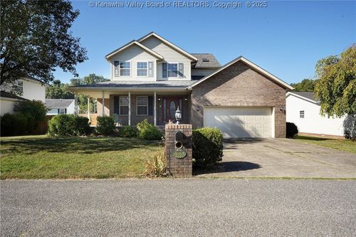 105 Steiner Dr, Charleston, WV, 25302-4463 | Card Image