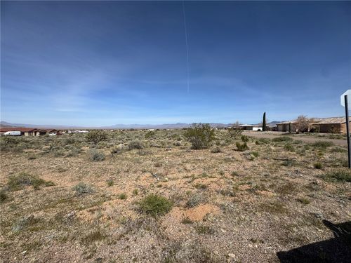 7080 E Rawhide Circle, Kingman, AZ, 86401 | Card Image