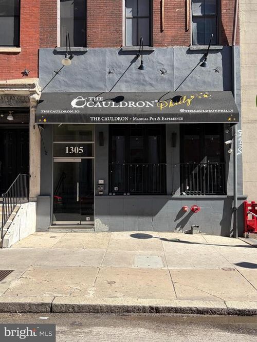 1305 Locust St, PHILADELPHIA, PA, 19107-5985 | Card Image