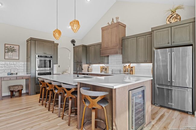 554 Seven Falls Dr, House other with 7 bedrooms, 8 bathrooms and null parking in Fredericksburg TX | Image 12