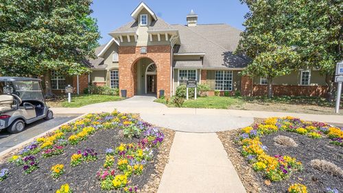 306-4261 Ne Meadow Creek Cir, Fayetteville, AR, 72703-6365 | Card Image