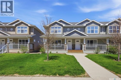 414 Maningas Bend, Saskatoon, SK, S7W0V6 | Card Image
