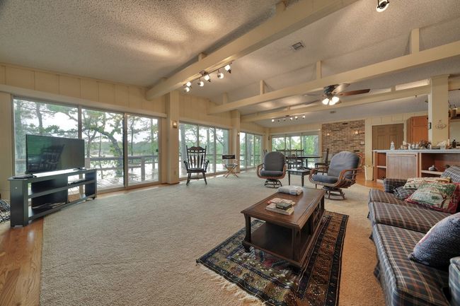 318 Hideaway Lane Central, House other with 3 bedrooms, 3 bathrooms and null parking in Hideaway TX | Image 10