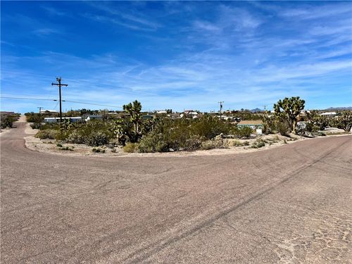 30105 N Surf Spray Dr, Meadview, AZ, 86444 | Card Image