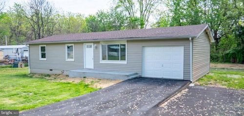 322 Reynard Rd, KEARNEYSVILLE, WV, 25430-4742 | Card Image