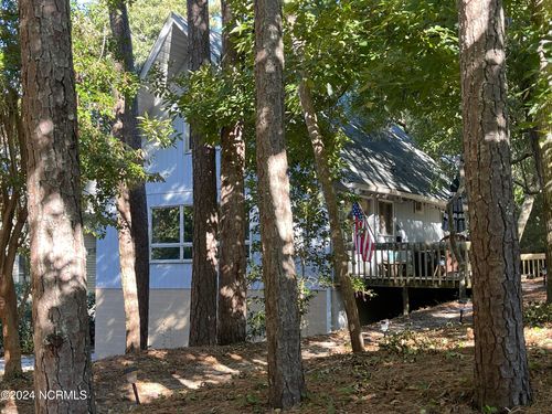 126 Willow Road, Pine Knoll Shores, NC, 28512 | Card Image